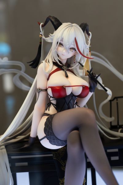 碧蓝航线 埃格妮丝（埃吉尔）金龙腾祥云