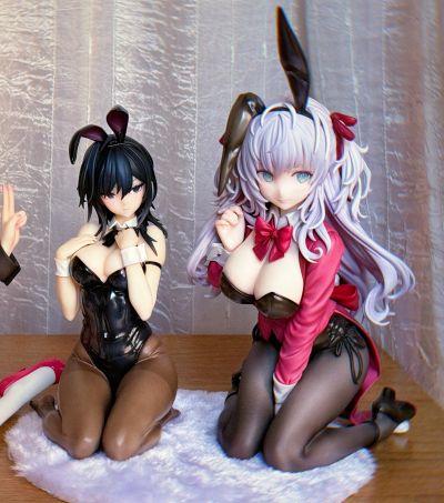 橫山石见 黑兔女郎