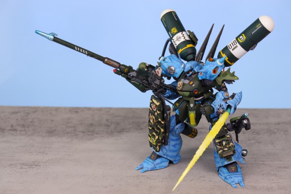 MG 1/100 机动战士高达0080 口袋里的战争 MS-18E 京宝梵