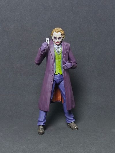 S.H.Figuarts 小丑 (《蝙蝠侠：黑暗骑士》)