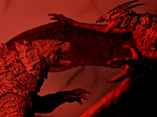 极致超值系列 哥斯拉2：怪兽之王 拉顿 烈焰降生