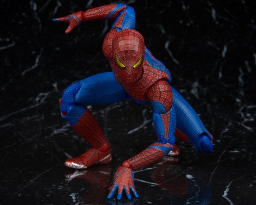 MAFEX 编号001 超凡蜘蛛侠