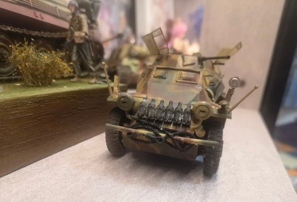 35295 1/35 德国 猎虎 重型坦克歼击车 初期生产型