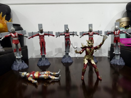 S.H.Figuarts 艾斯杀手 剧中版豪华套装