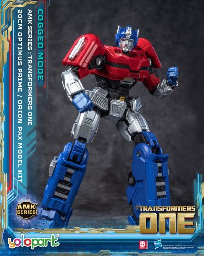 AMK系列 变形金刚：起源 奥利安·派克斯（擎天柱）转换形态