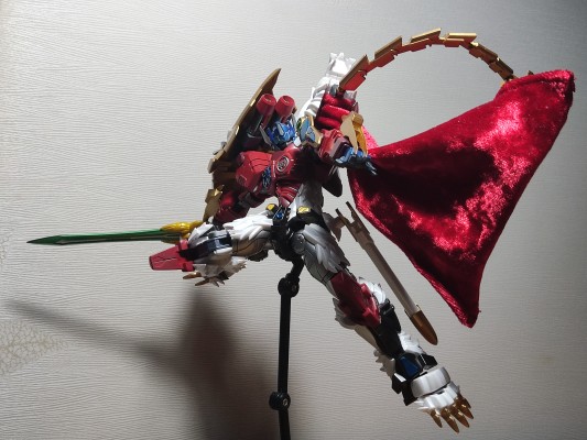 风雷可动  白狮擎天柱