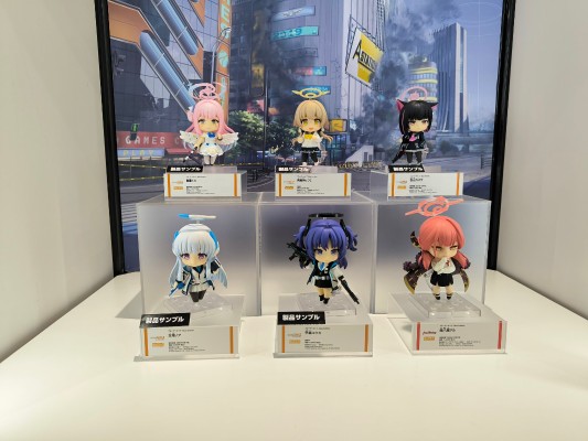 蔚蓝档案 月雪宫子（泳装）纪念大厅版