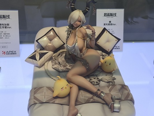 碧蓝航线 安克雷奇 海豚、海洋、游泳课