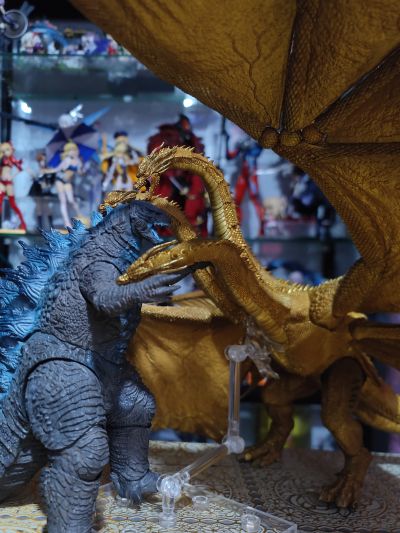 极致超值系列 哥斯拉2：怪兽之王 基多拉 引力射线