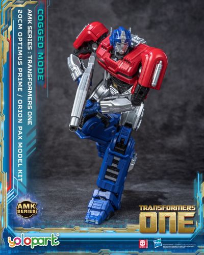 AMK系列 变形金刚：起源 奥利安·派克斯（擎天柱）转换形态