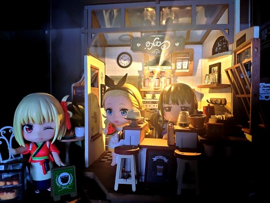 粘土人#2336 莉可丽丝 井上泷奈 莉可莉可咖啡店工服