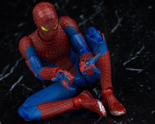 MAFEX 编号001 超凡蜘蛛侠