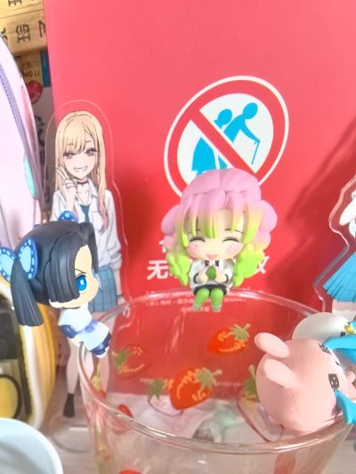 鬼灭之刃小杯挂  忍+香奈乎+葵+香奈惠
