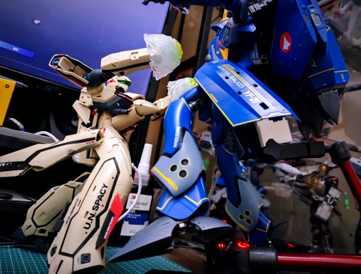 DX超合金 超时空要塞PLUS YF-21（卡尔德·哥文·波文专用机）