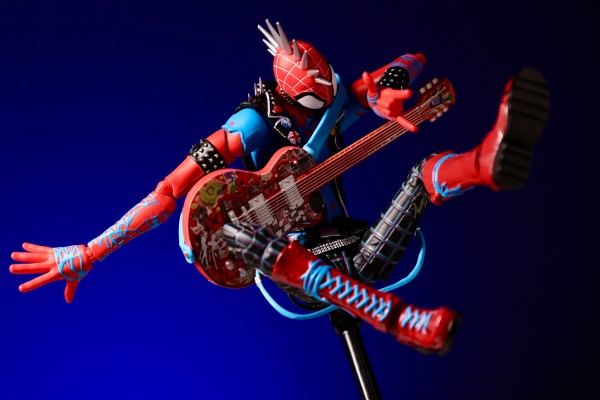 S.H.Figuarts  朋克蜘蛛侠（蜘蛛侠：纵横宇宙）