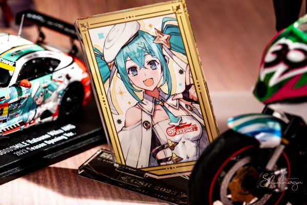 初音未来 GT企划 1/43 GOODSMILE 初音未来 AMG 2023 开幕战