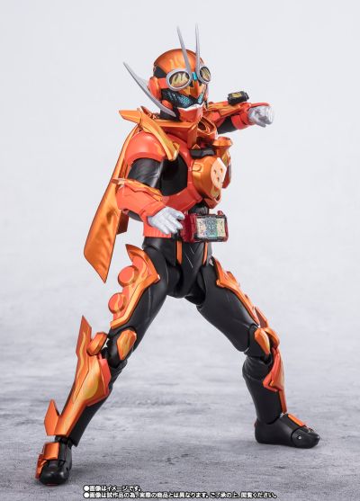 S.H.Figuarts 假面骑士烈焰歌查德破晓 / 歌查德破晓 蒸汽蝗虫