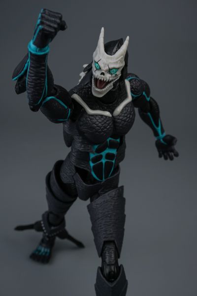 S.H.Figuarts 怪兽8号