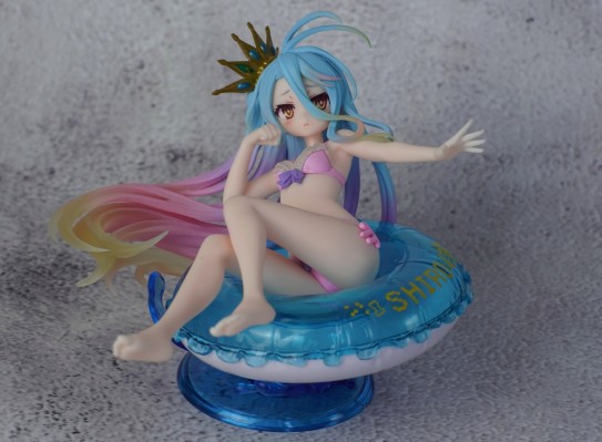 泳圈少女 游戏人生 白 新装版