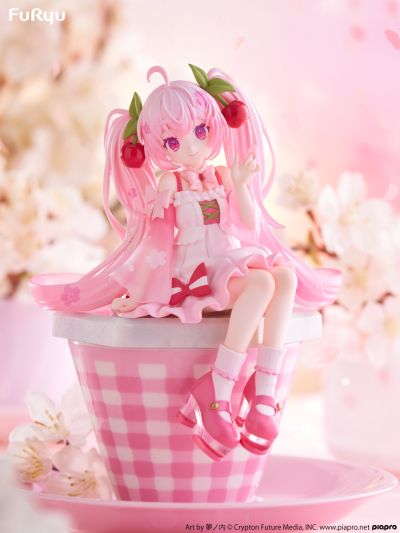 压泡面 初音未来 樱花未来 2025