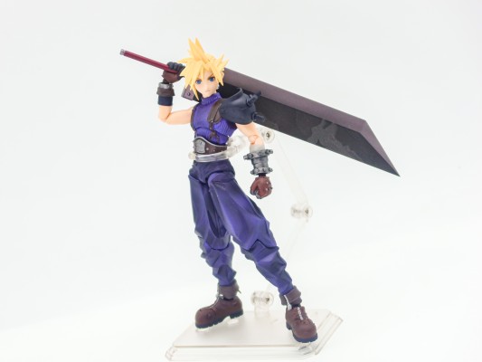 最终幻想7 BRING ARTS 克劳德·斯特莱夫