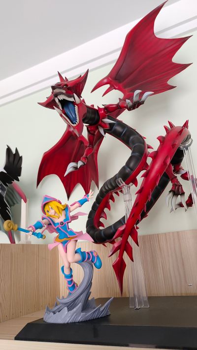 战光绝景 游戏王动画片系列  黑魔导女孩