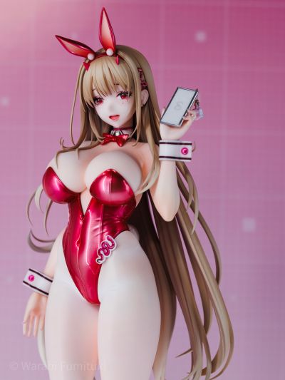 胜利女神：妮姬 毒蛇：毒兔