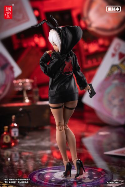 哑光黑色布制外套