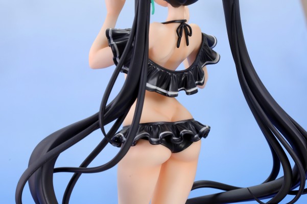 蔚蓝档案  黑见芹香 水着ver.