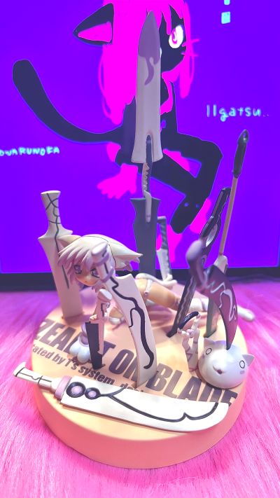 Zealot on Blade Neko Blade Pink Ver. 