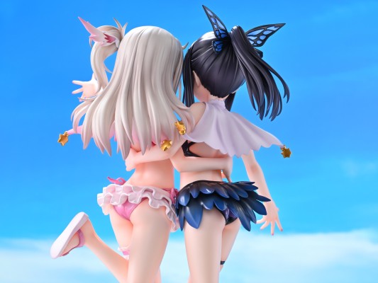 魔法少女伊莉雅 第三季 伊莉雅 与 美游 泳装版 特别套装