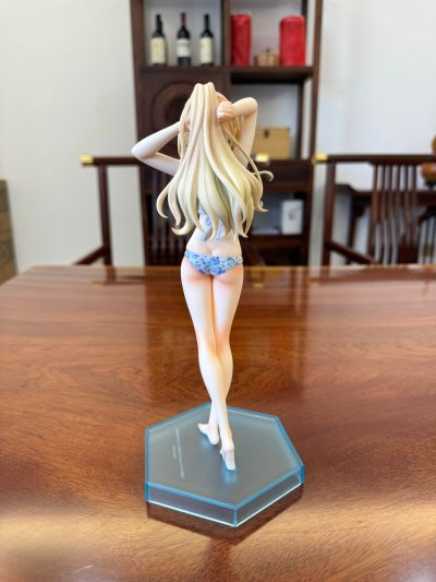 位于恋爱光谱极端的我们 白河月爱