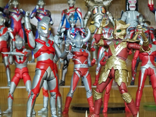 S.H.Figuarts 艾斯杀手 剧中版豪华套装