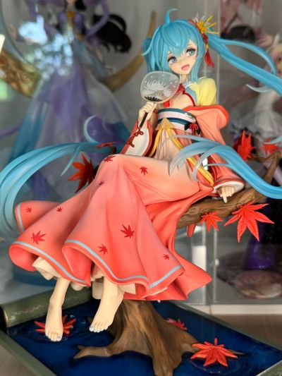 初音未来 月西江