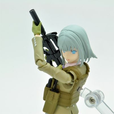 小军械库 LA039 P90