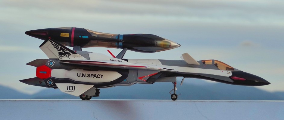 65885 超时空要塞系列 YF-19 附带高速装备＆折跃推进器