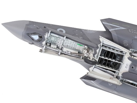 607931 洛克希德·马丁 F-35B 闪电Ⅱ