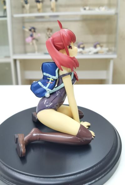 RESI-CARAT 「ぽよよんろっく画集」坐姿 通常版