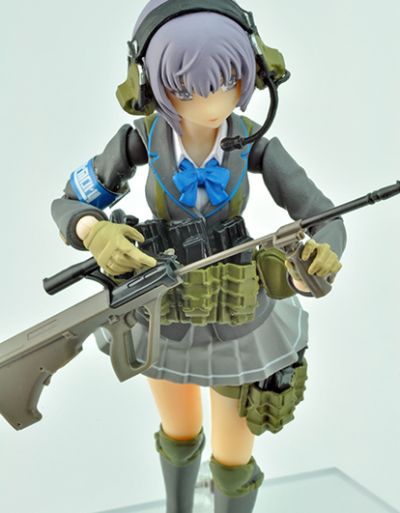 小军械库 LA044 AUG