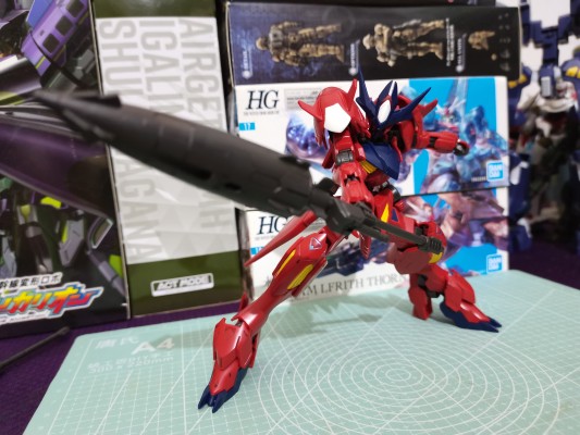 HG 1/144  惊异巴巴托斯高达天狼座