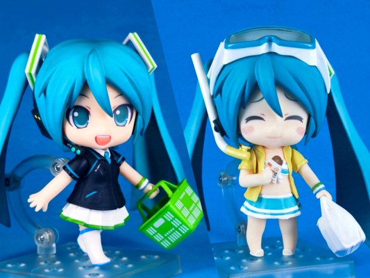 粘土人 #339a VOCALOID 初音未来 全家便利店 2013 ver. 泳装版