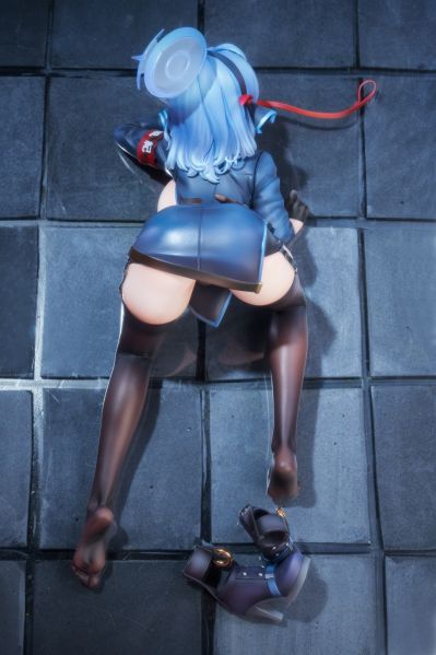 蔚蓝档案 天雨亚子