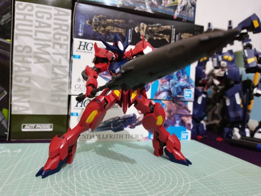 HG 1/144  惊异巴巴托斯高达天狼座