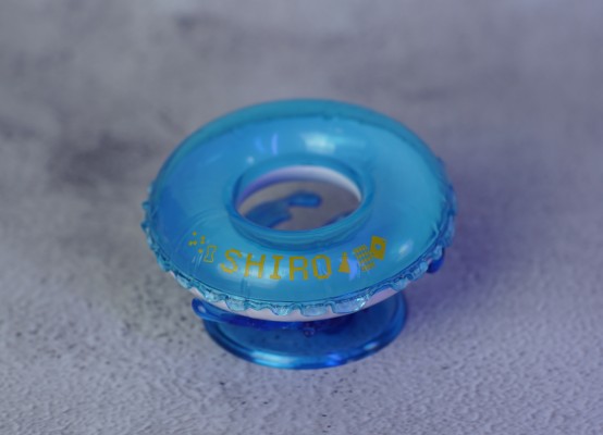 泳圈少女 游戏人生 白 新装版