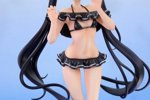 蔚蓝档案  黑见芹香 水着ver.