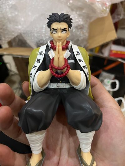 压泡面 鬼灭之刃  悲鸣屿行冥