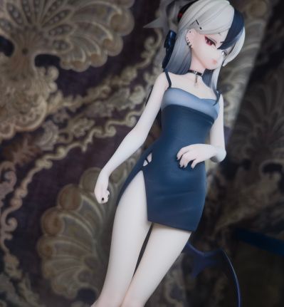 鬼方佳代子 礼服