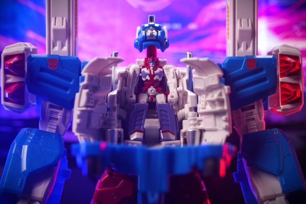 变形金刚レジェンズ LG14 ウルトラマグナス