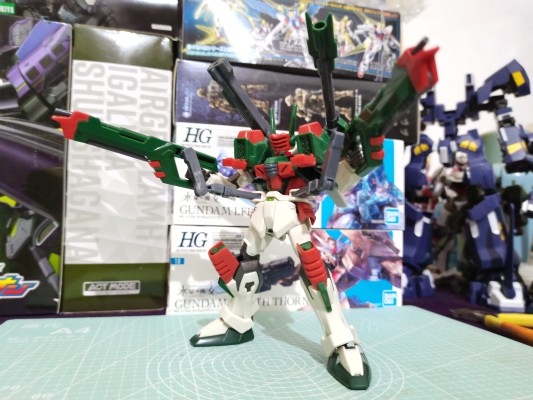HG 1/144 R03 暴风高达