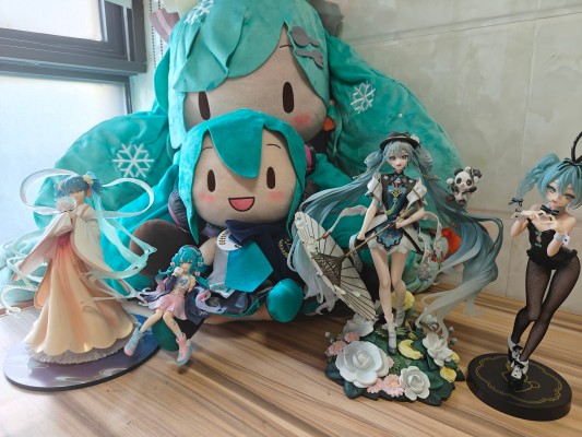 初音未来系列 雪未来2024  Fuwa Petit 可爱软绵绵玩偶 超大尺寸